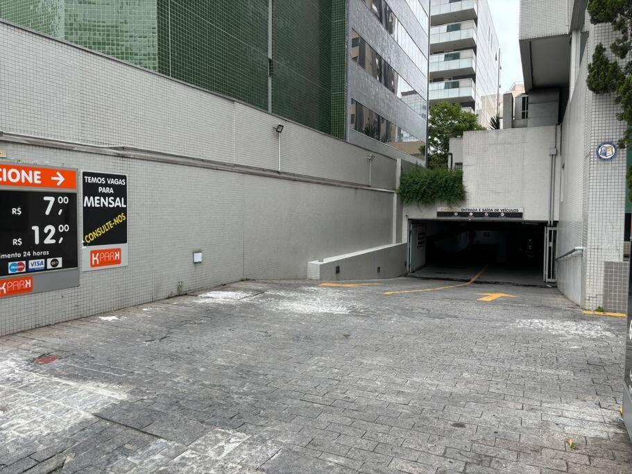 Espacoso Flat A 5 Min Da Av Paulista E Metro Paraiso - Vila Mariana — Photos 2